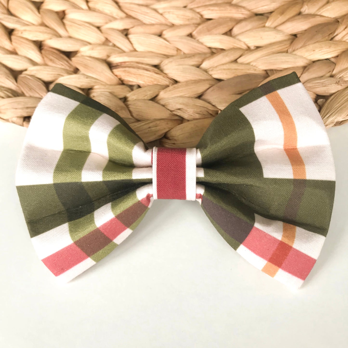 Winter Wishes Bow Tie
