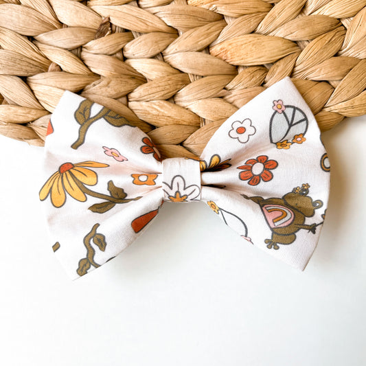 Groovy Garden Bow Tie